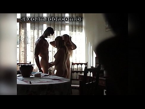 ❤️ جنسی دوست ایک دیو آدمی اور اس کے ساتھ ایک تھریسم کو مدعو کرتے ہیں۔ سیکس  ❤